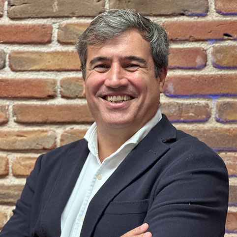 Fernando García-Cabello - MicroStrategy